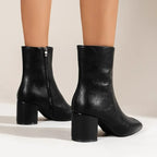 Stiefeletten Damen mit Lackoptik und Blockabsatz mit seitlichem Reißverschluss – Célimène