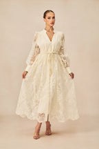 Spitzenkleid Damen mit Puffärmeln und Bindegürtel – Celestina