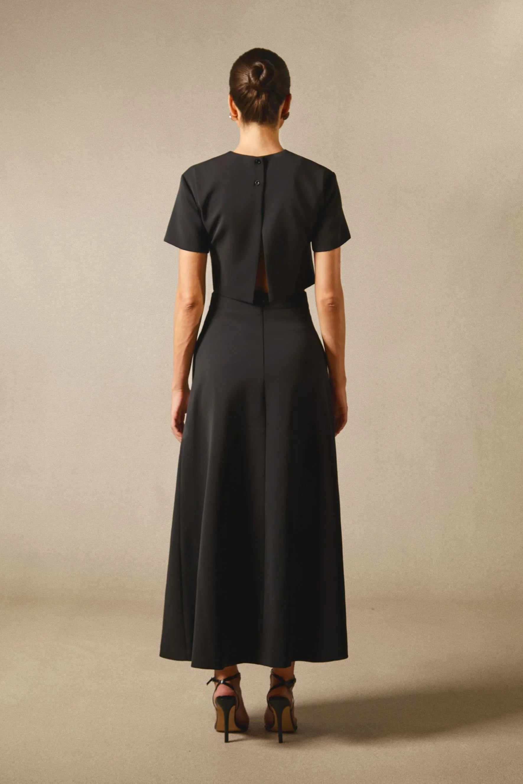 Zweiteiler Damen mit Crop-Top und Midirock mit Blumenprint – Fiora