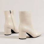 Stiefeletten Damen mit Lackoptik und Blockabsatz mit seitlichem Reißverschluss – Célimène