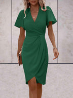 Wickelkleid Damen mit Flatterärmeln und geraffter Taille in Crêpe-Qualität – Colombe