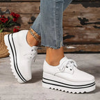 Plateau-Sneaker Damen mit Schnürung und strukturierter Keilsohle – Arabella