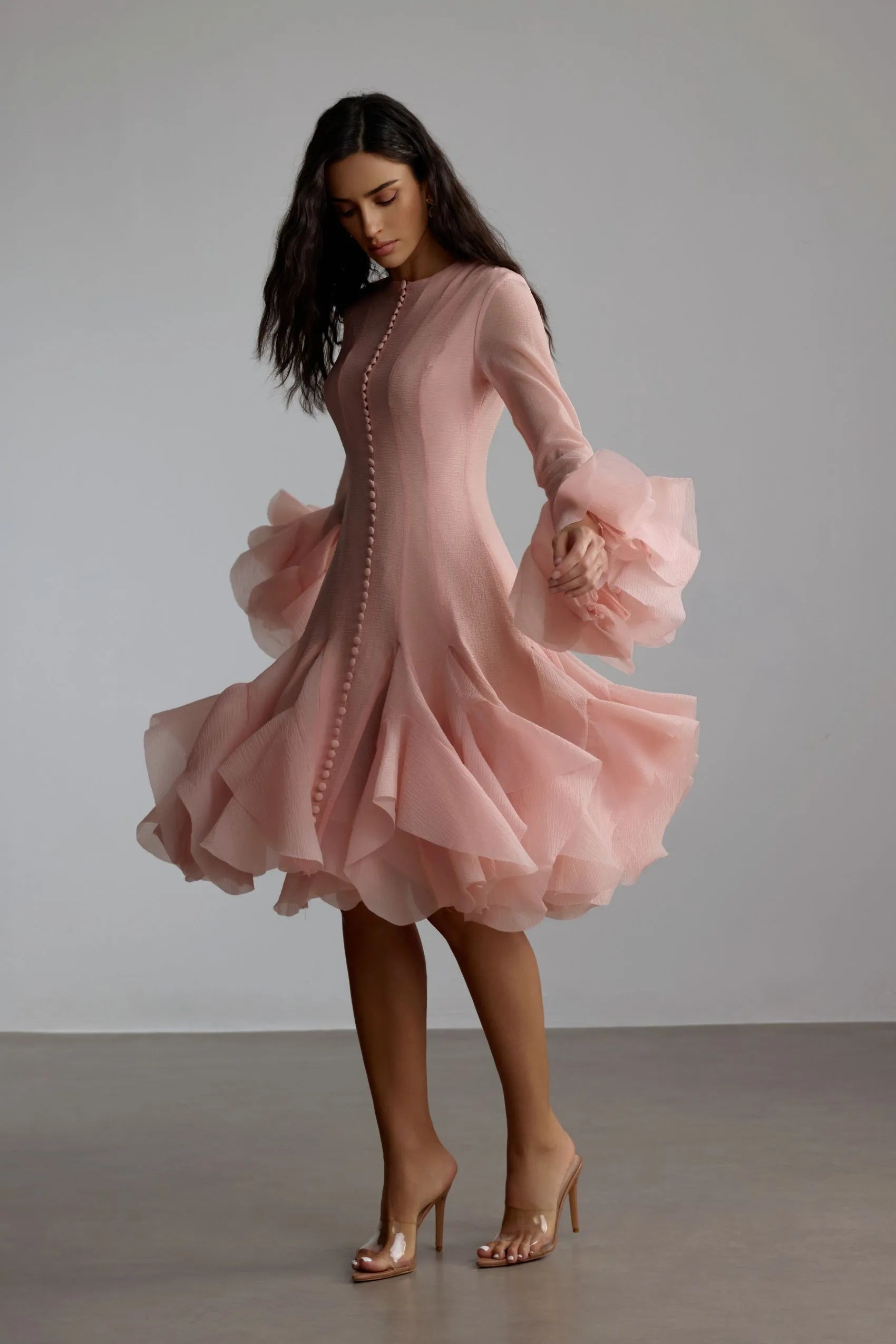 Cocktailkleid Damen mit Rüschenärmeln und ausgestelltem Rock – Ornella