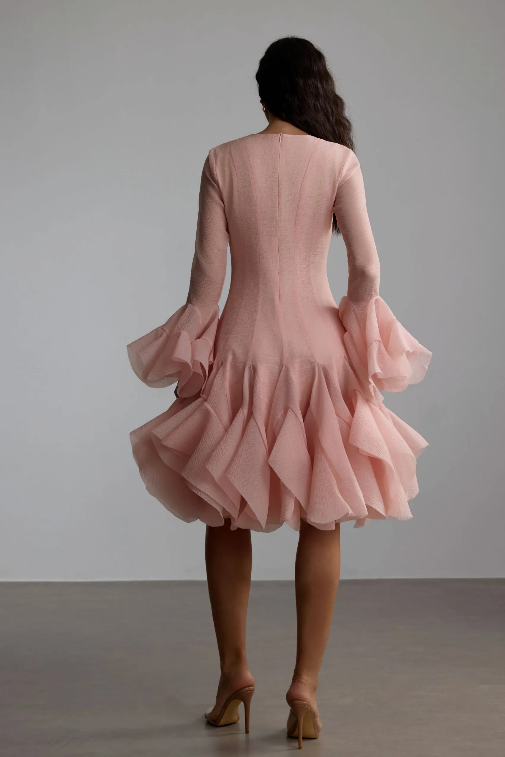 Cocktailkleid Damen mit Rüschenärmeln und ausgestelltem Rock – Ornella