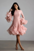 Cocktailkleid Damen mit Rüschenärmeln und ausgestelltem Rock – Ornella