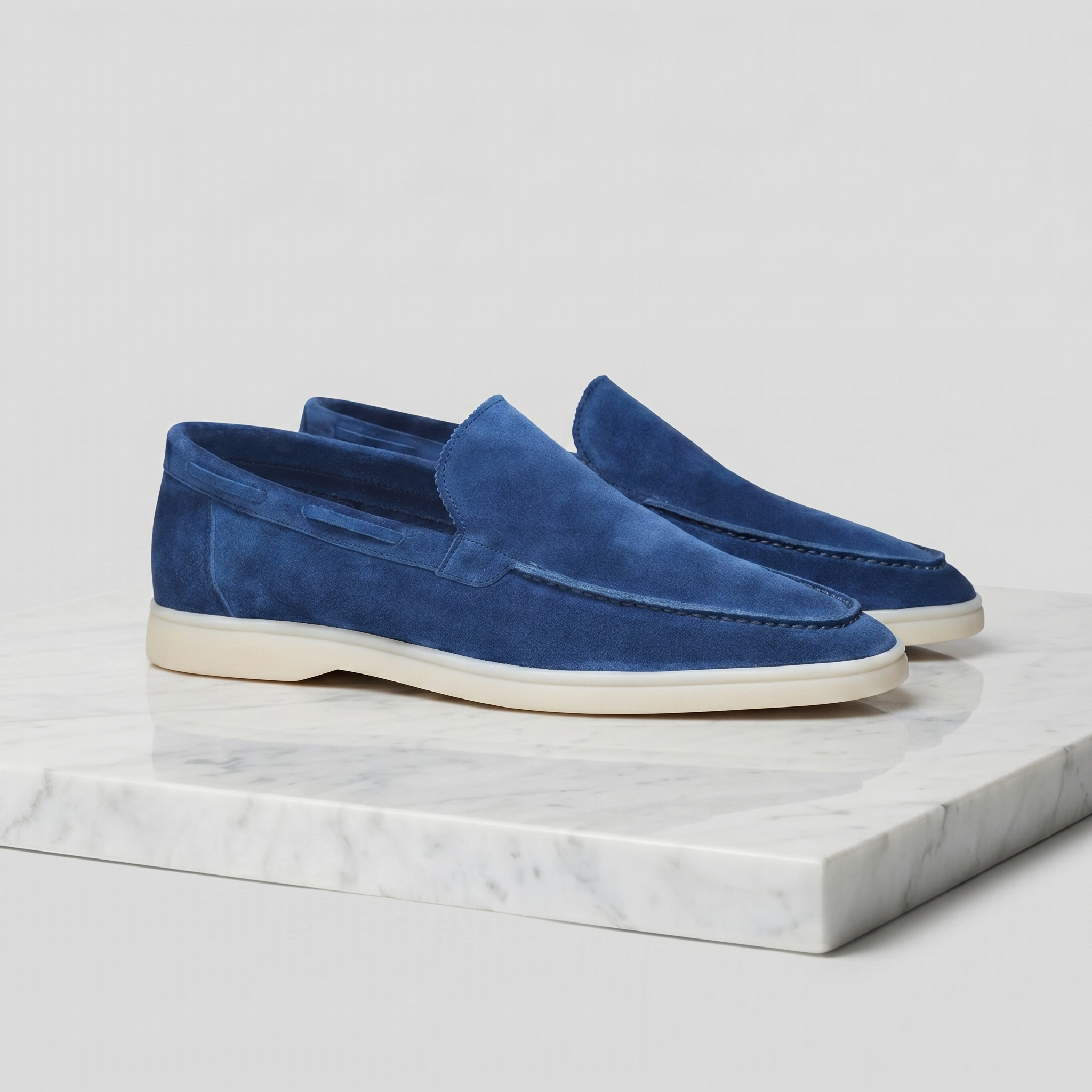 Loafer Herren mit Wildlederoptik und kontrastierender Laufsohle – Raffaele