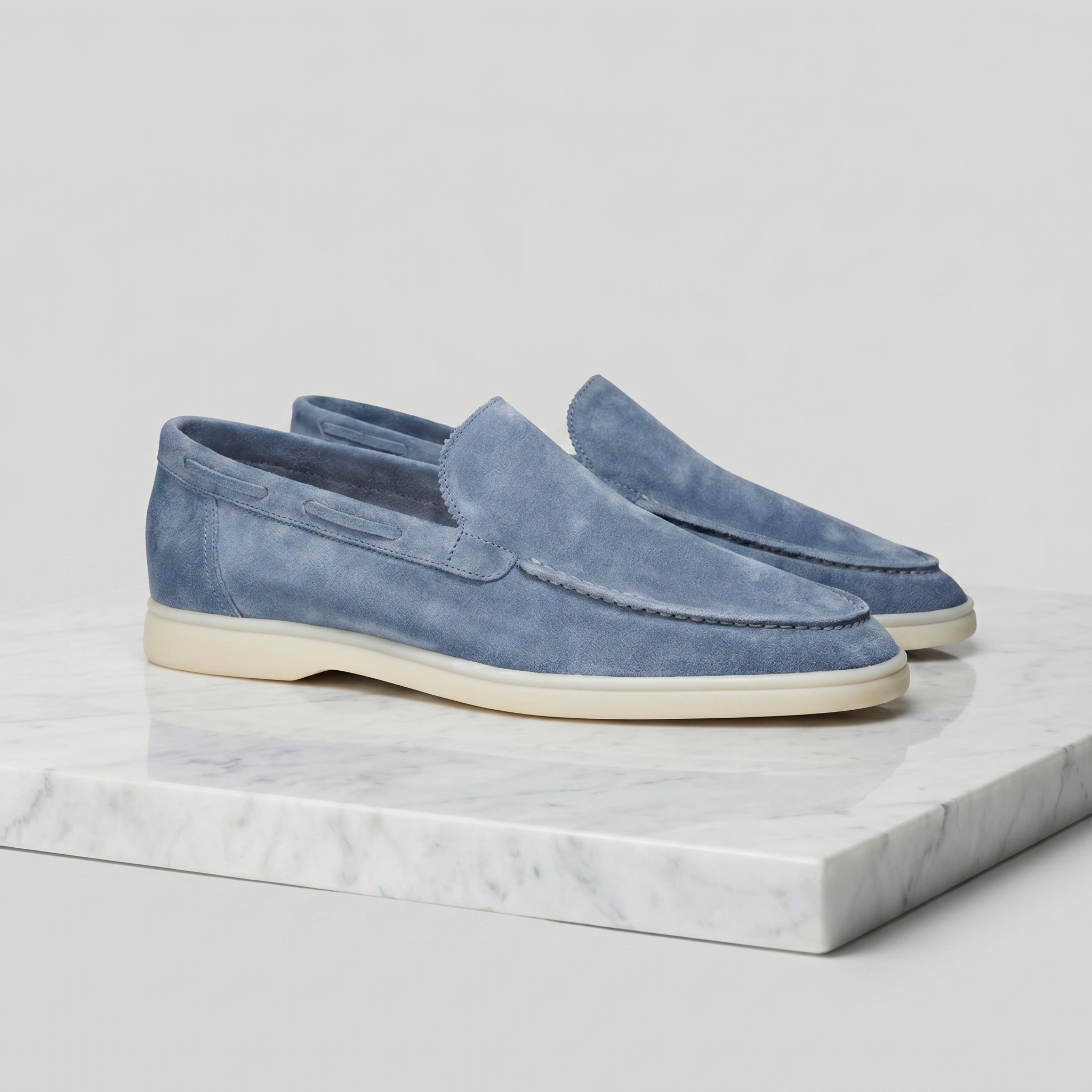 Loafer Herren mit Wildlederoptik und kontrastierender Laufsohle – Raffaele