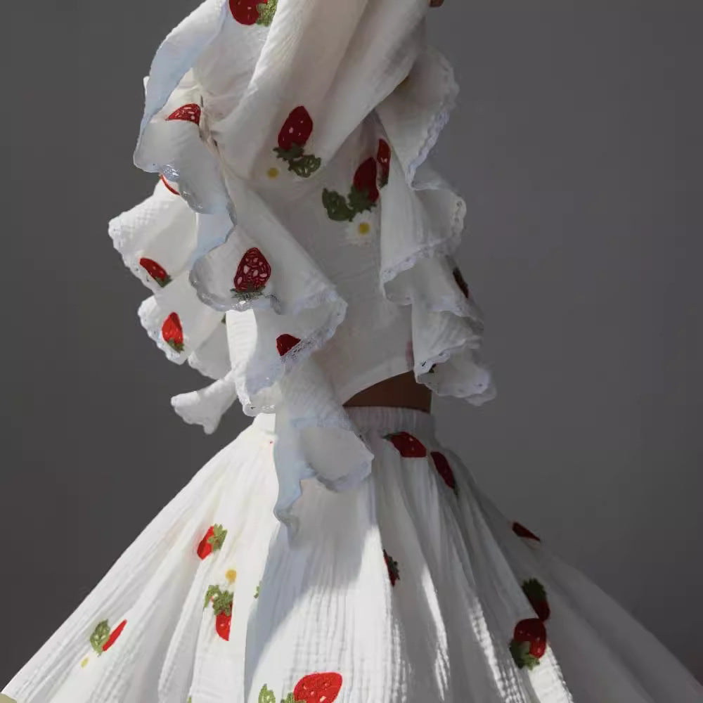 Zweiteiler Damen mit Blumen-Print und Rüschenärmeln – Cornélie
