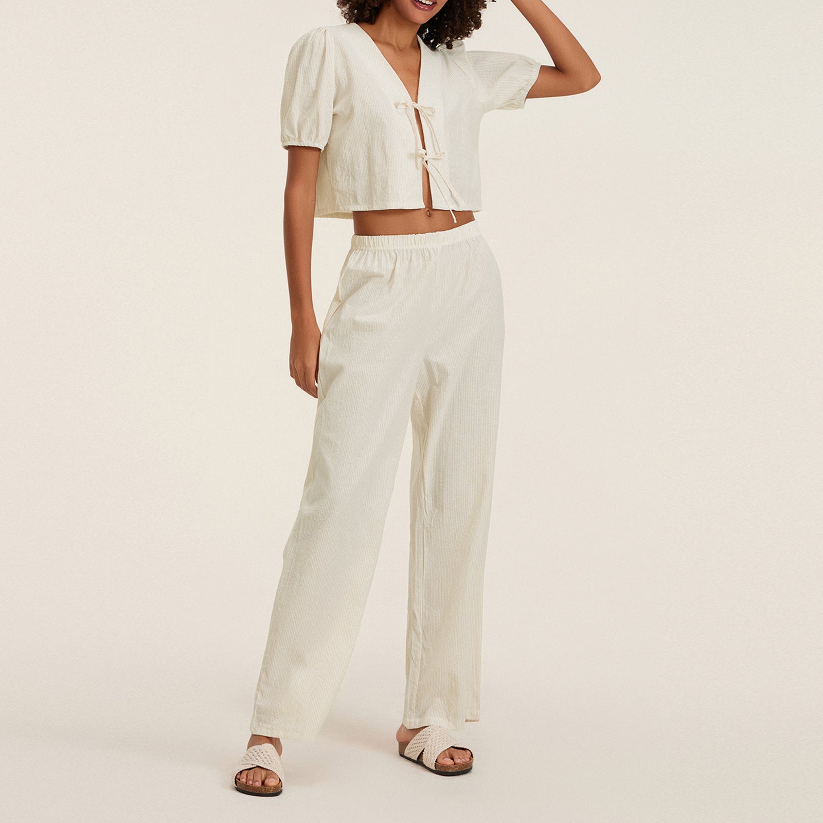 Zweiteiler Damen mit Puffärmel-Crop-Top und weiter Hose – Lilavette