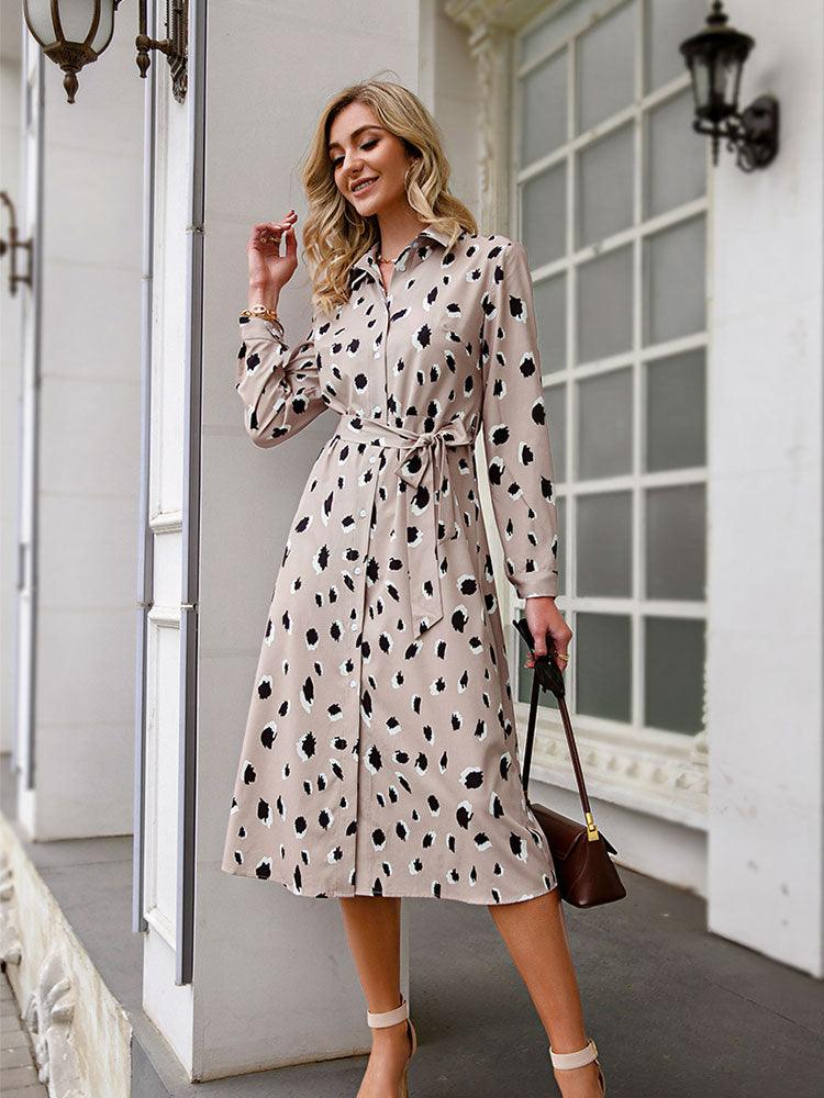 Midikleid Damen mit Hemdkragen und Tupfenmuster und Bindegürtel – Cornélie