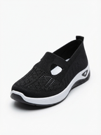 Bella Slip-On Sneaker aus atmungsaktivem Flyknit