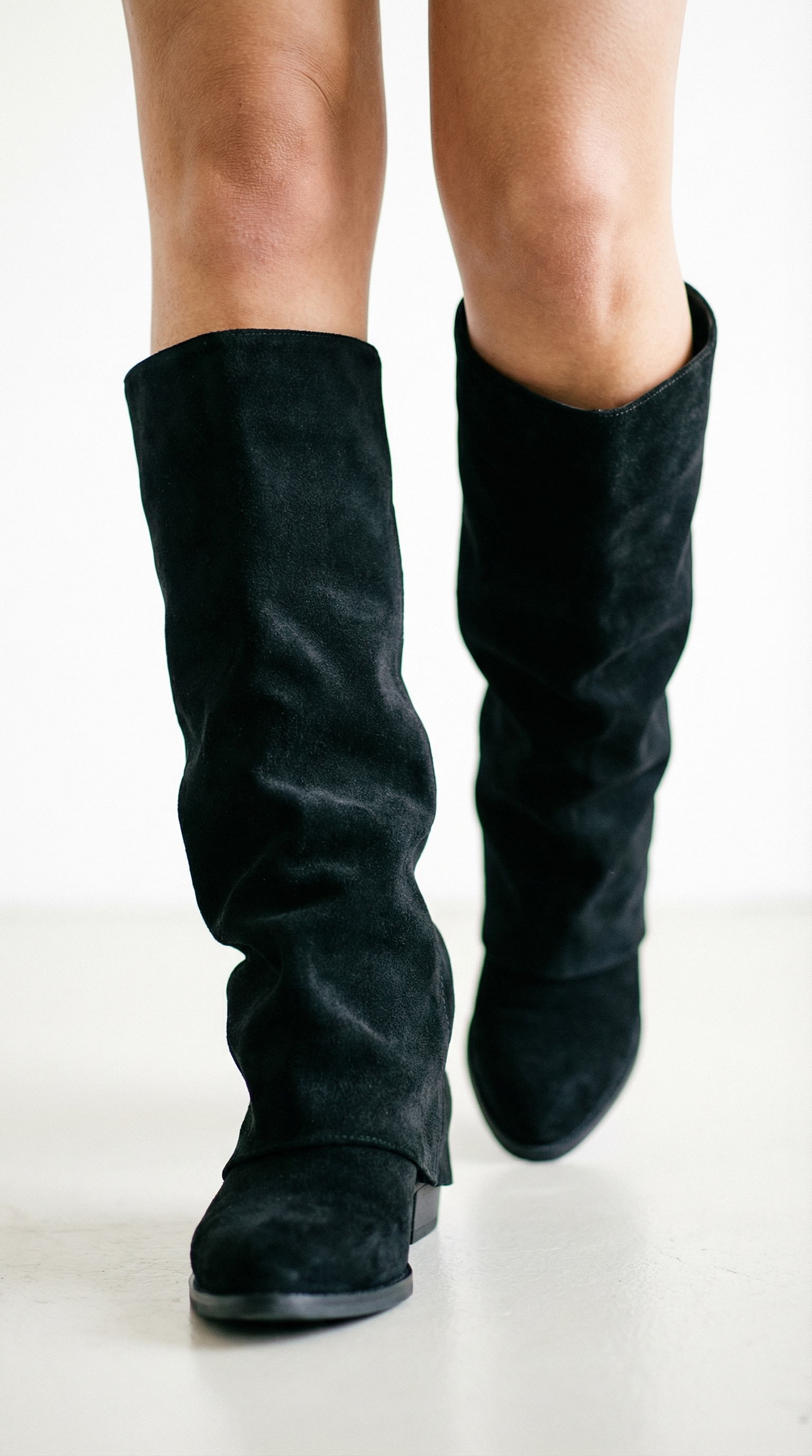 Adriana – Damen-Stiefel in Wildlederoptik mit Umschlagschaft