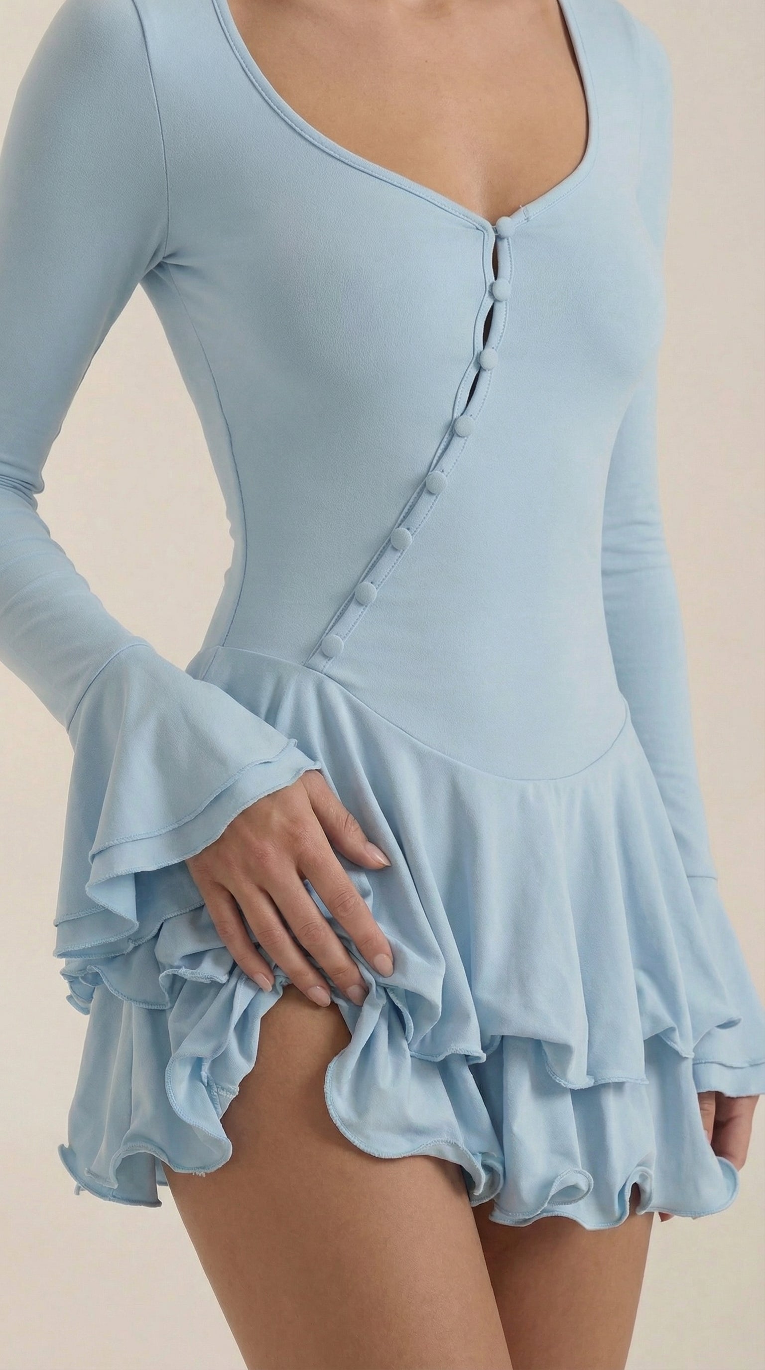 Minikleid Damen mit tiefem V-Ausschnitt und Rüschendetails – Oriane