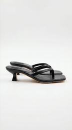 Sandalen Damen mit Kitten Heel und Zehensteg – Mirabella