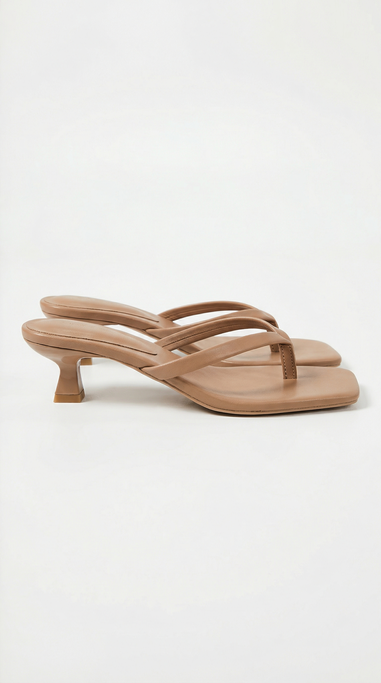 Sandalen Damen mit Kitten Heel und Zehensteg – Mirabella