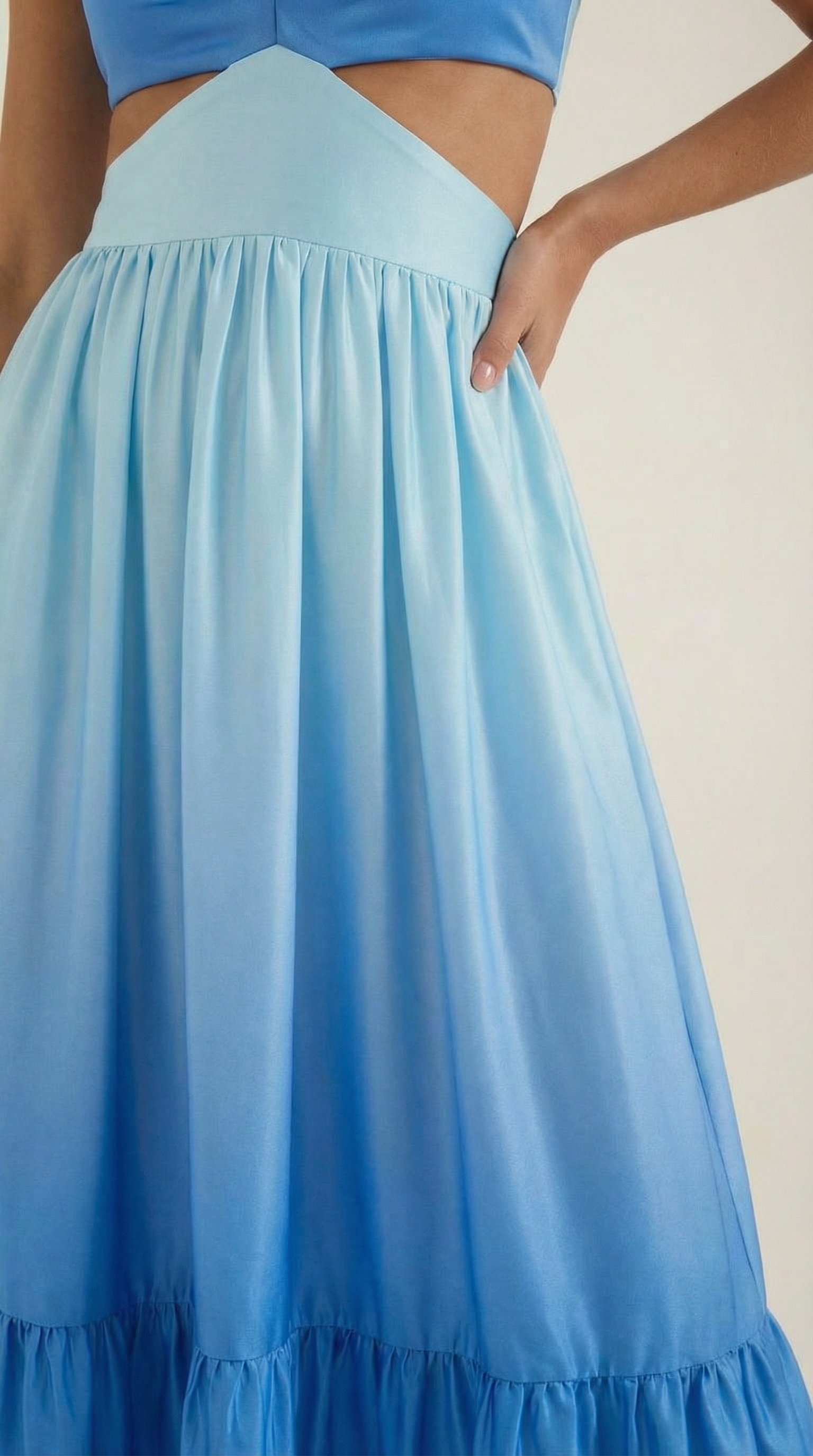 Maxikleid Damen mit Cut-out-Details und Farbverlauf – Azaléa