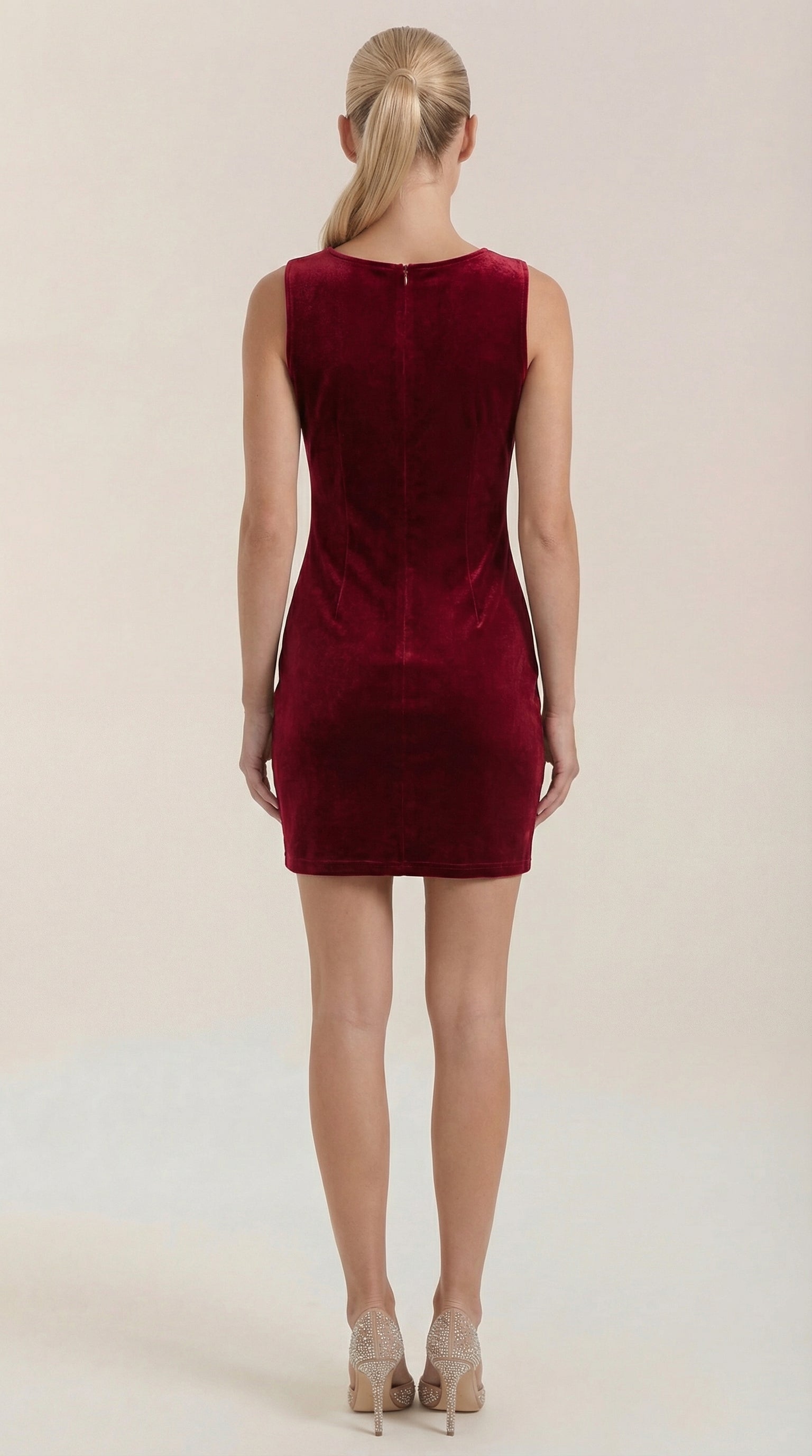 Minikleid Damen mit Samtoptik und körperbetonntem Schnitt – Ophélie