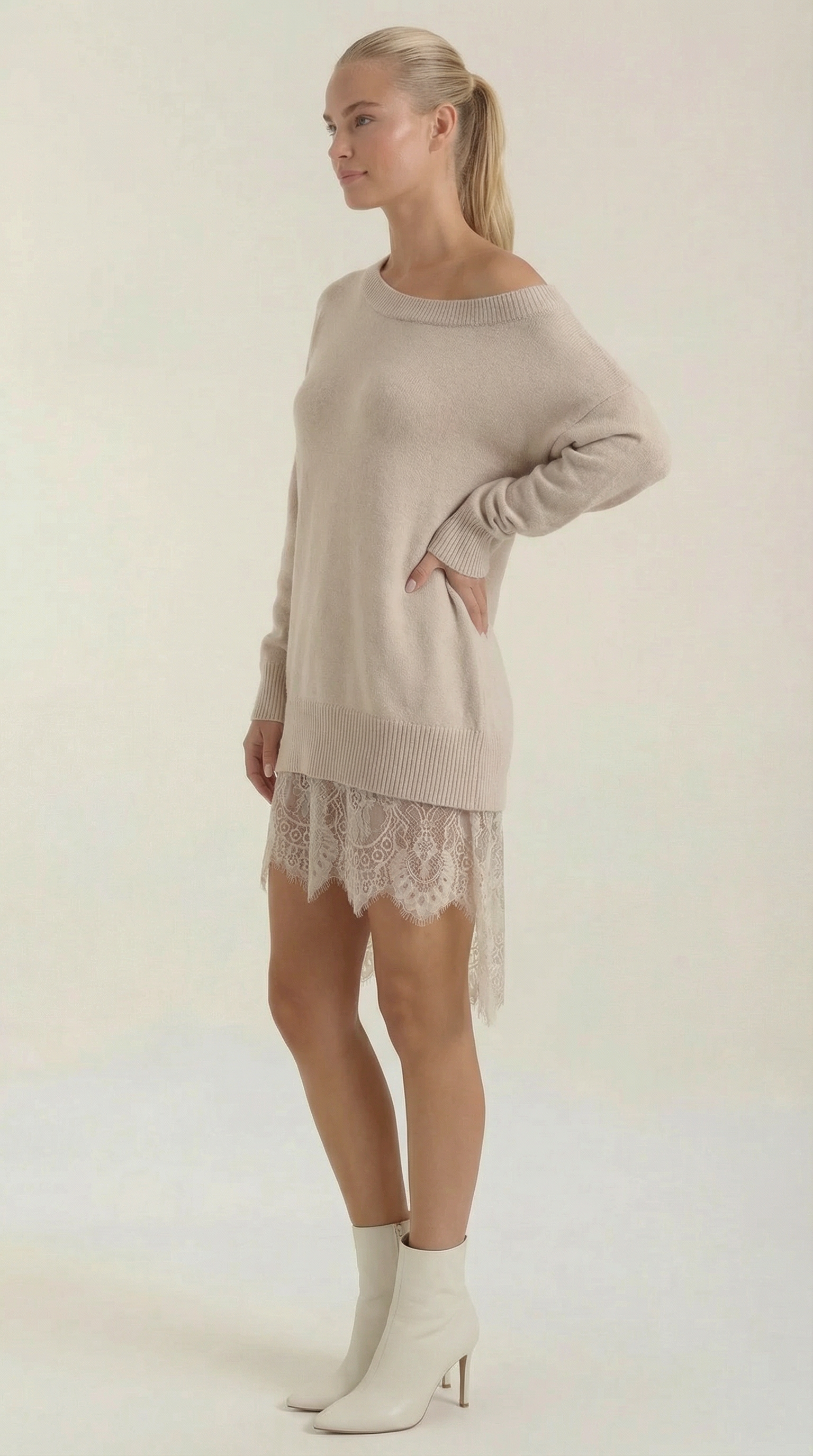 Minikleid Damen mit One-Shoulder-Ausschnitt und Spitzenborte am Saum – Colette