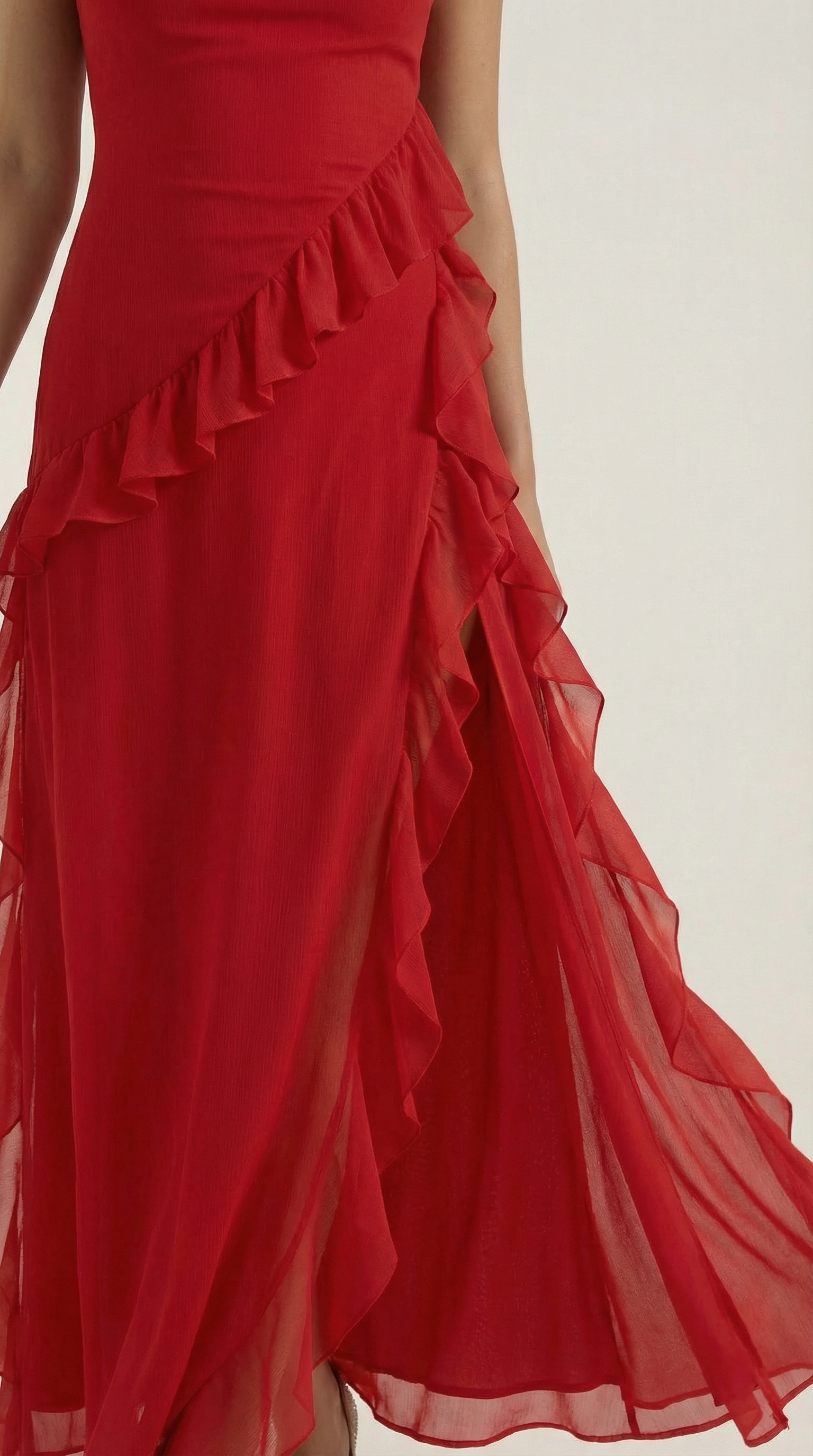Abendkleid Damen mit Rüschenkaskade und Beinschlitz – Valentina