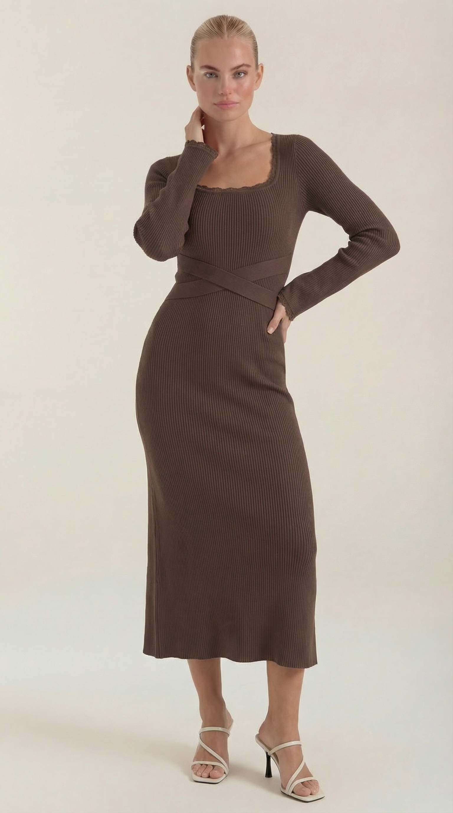Maxikleid Damen mit gerippter Strickqualität und körperbetonntem Schnitt – Sidonie