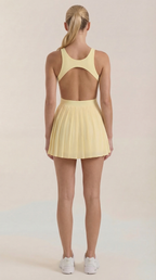 Tenniskleid Damen mit Plisseerock und eckigem Ausschnitt – Serena
