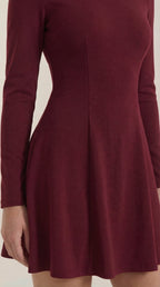 Minikleid Damen mit tailliertem Oberteil und Langärmeln – Pascaline
