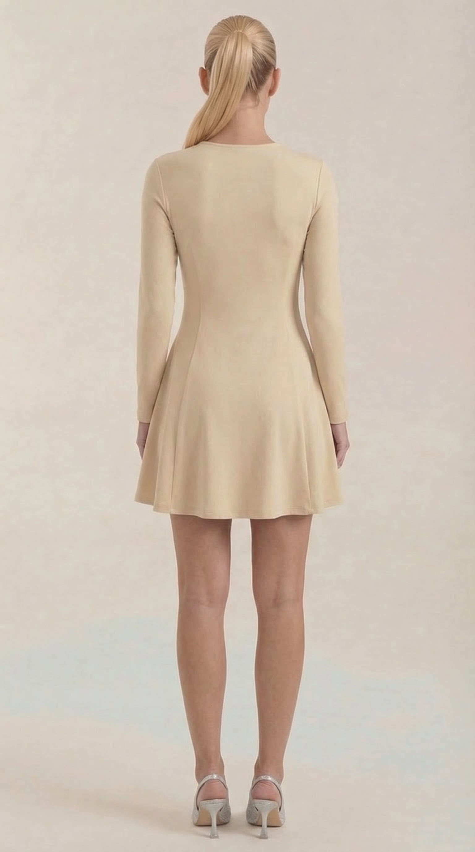 Minikleid Damen mit tailliertem Oberteil und Langärmeln – Pascaline