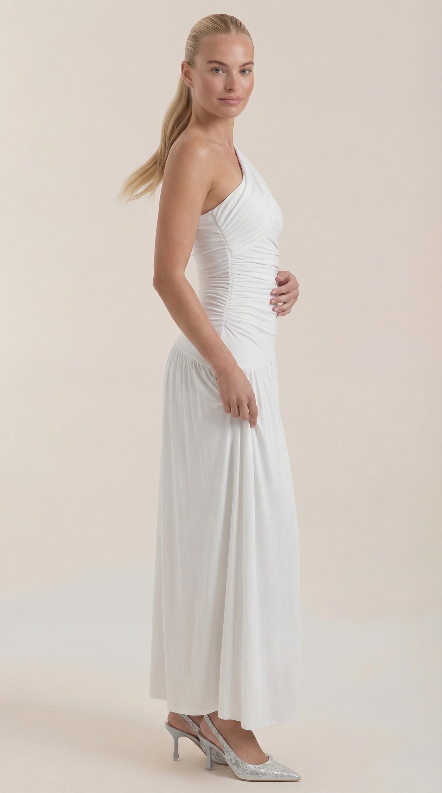 Maxikleid Damen mit One-Shoulder-Ausschnitt und Raffung – Thessalonike