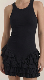 Minikleid Damen mit dreistufigem Rüschenrock und tailliertem Oberteil – Madeleine