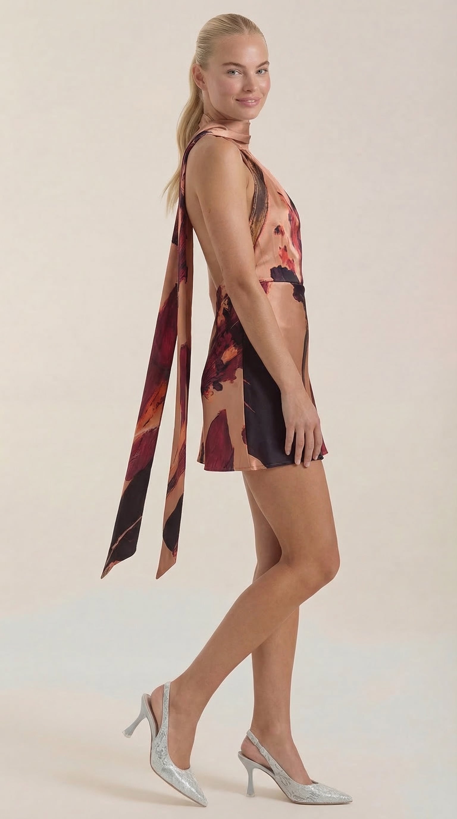 Minikleid Damen mit One-Shoulder-Träger und romantischem Blumenprint – Félicienne