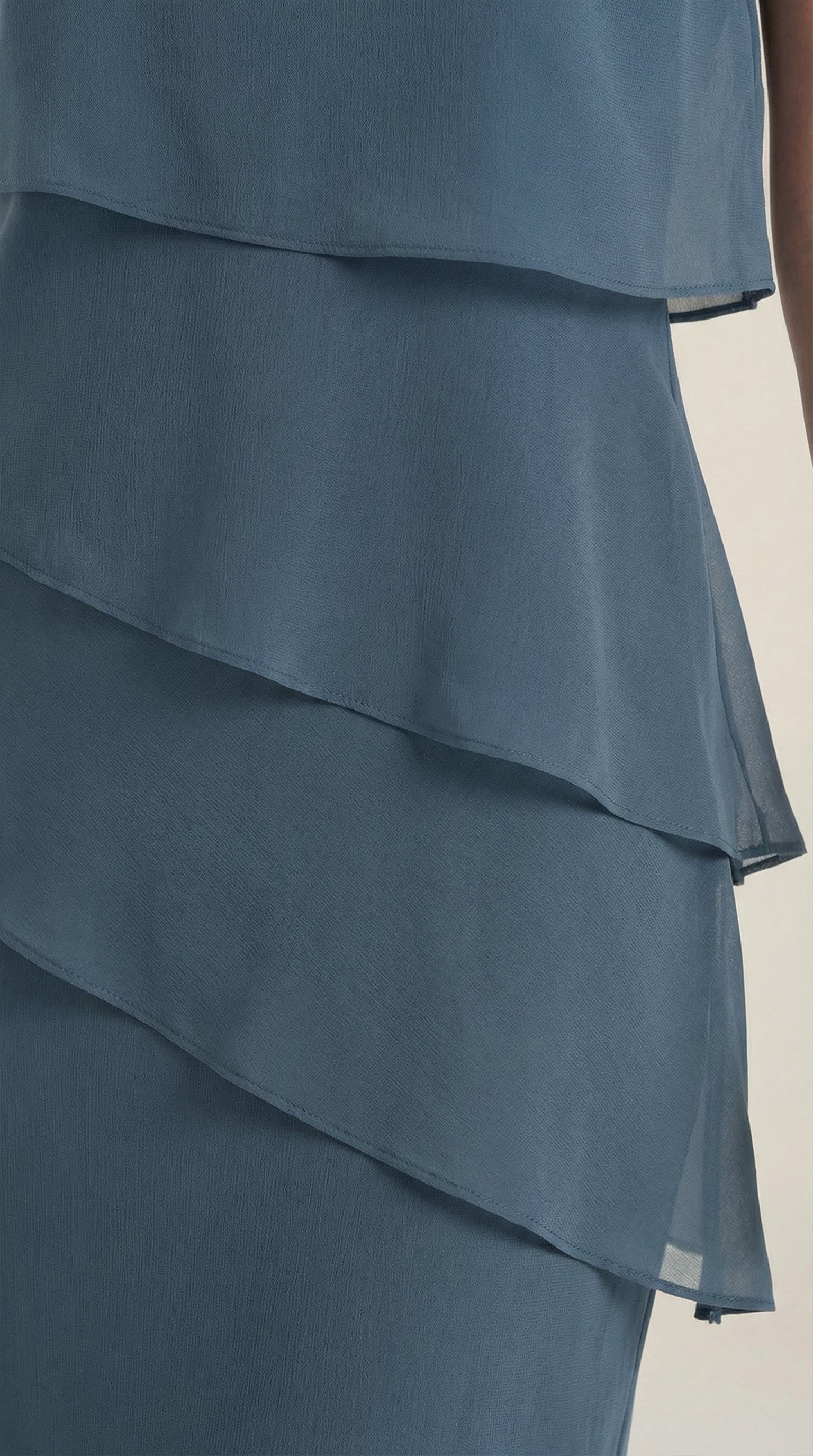Minikleid Damen im Cocktailkleid-Stil mit gestuftem Rüschenrock – Hyacinthe