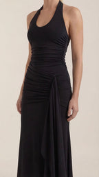 Abendkleid Damen mit Neckholder-Ausschnitt und rückenfreiem Maxi-Schnitt – Théodora